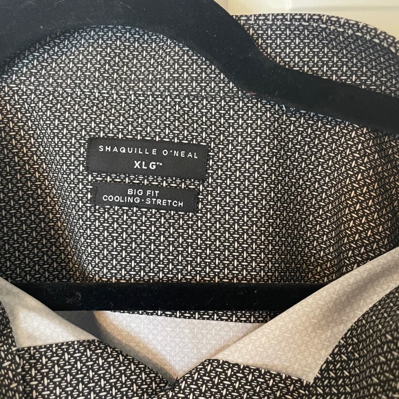 Shaquille O’Neal XLG Big and Tall Men’s Classic Fit long sleeve button down - Picture 4 of 7